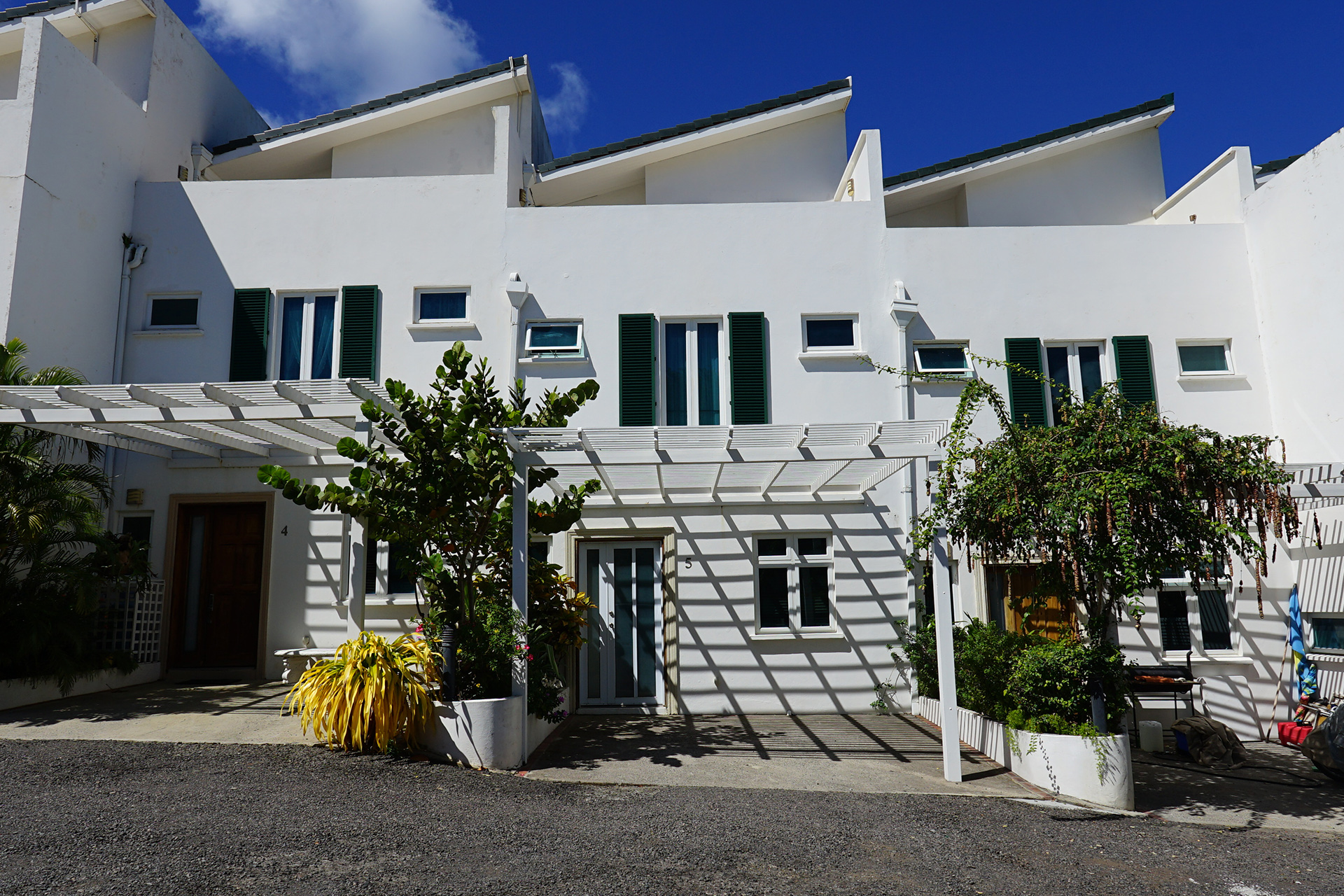 Zara Villa Exterior